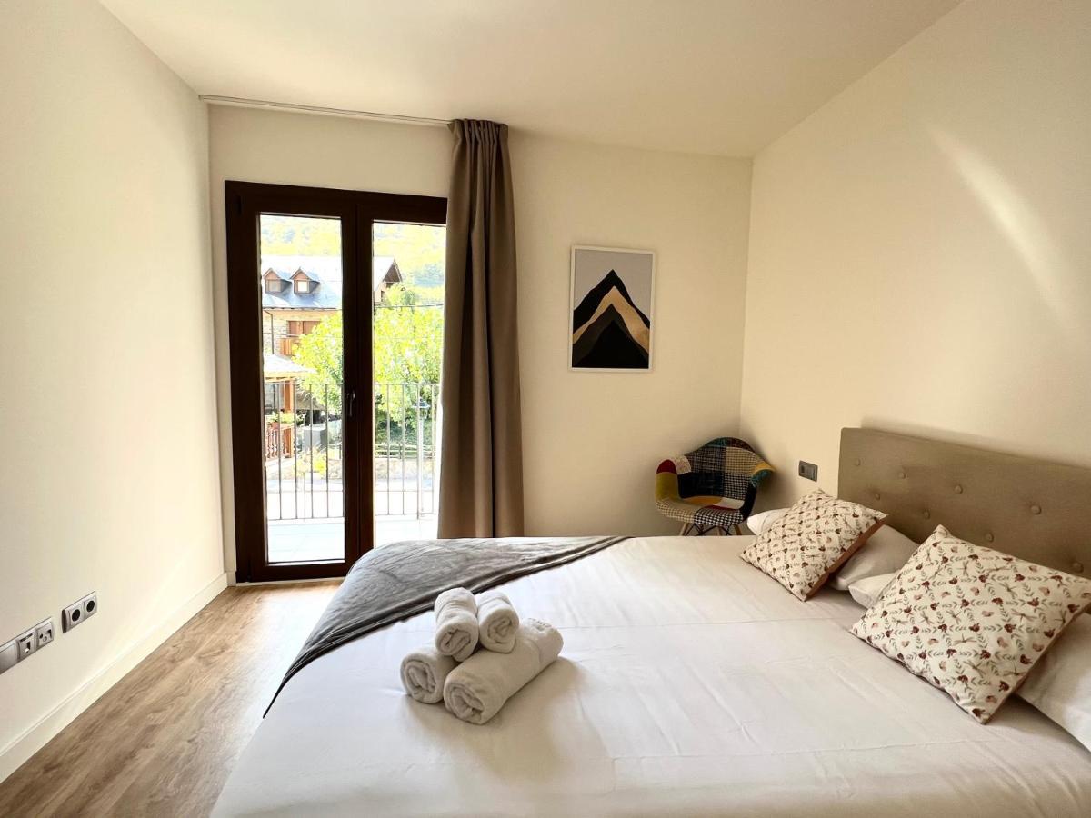 Espot Cowork & Apartments - L'Amfitriona Kültér fotó