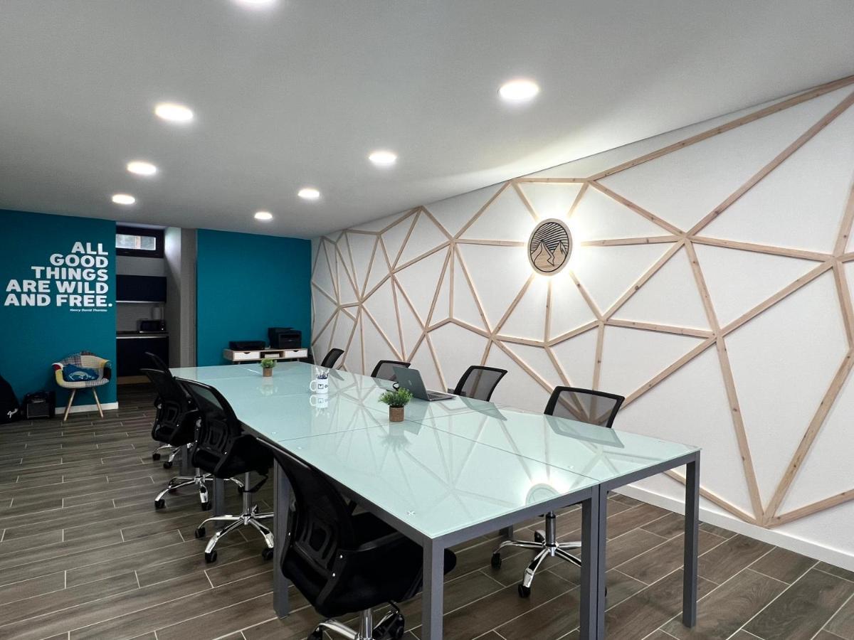 Espot Cowork & Apartments - L'Amfitriona Kültér fotó